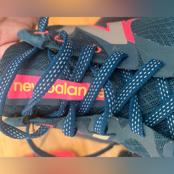 New Balance sneakers - Picture 6 of 7